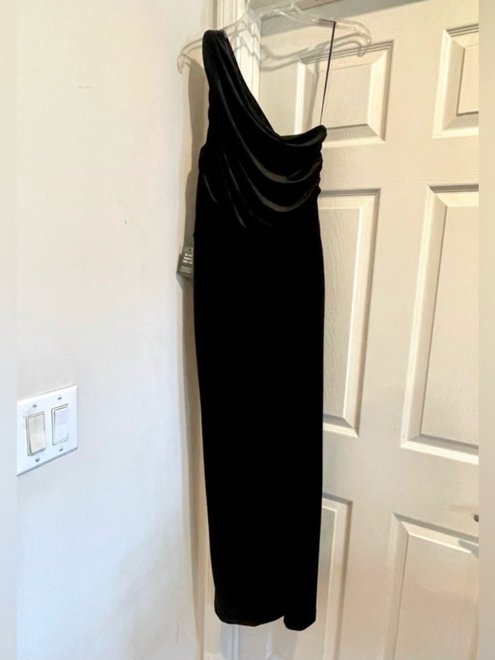 Express One Shoulder Evening Dress - Picture 2 of 5
